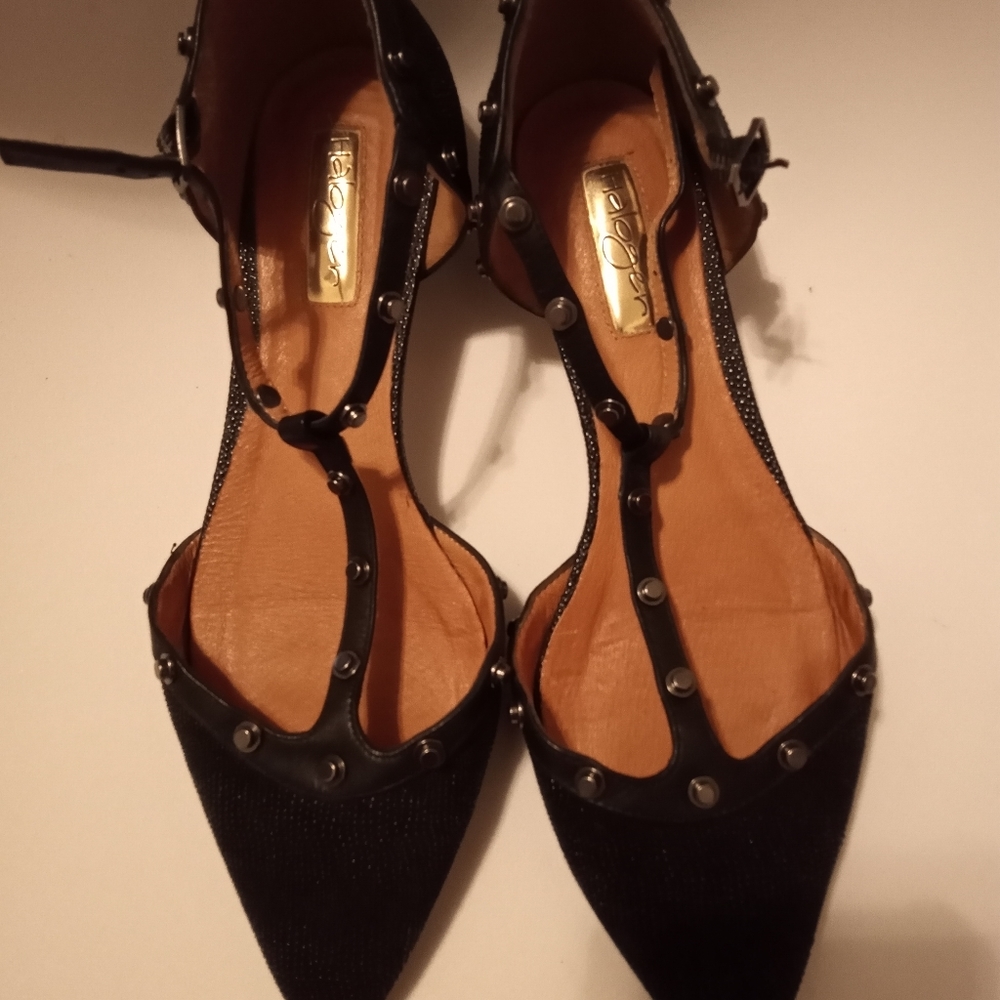 Women's flat size 7
